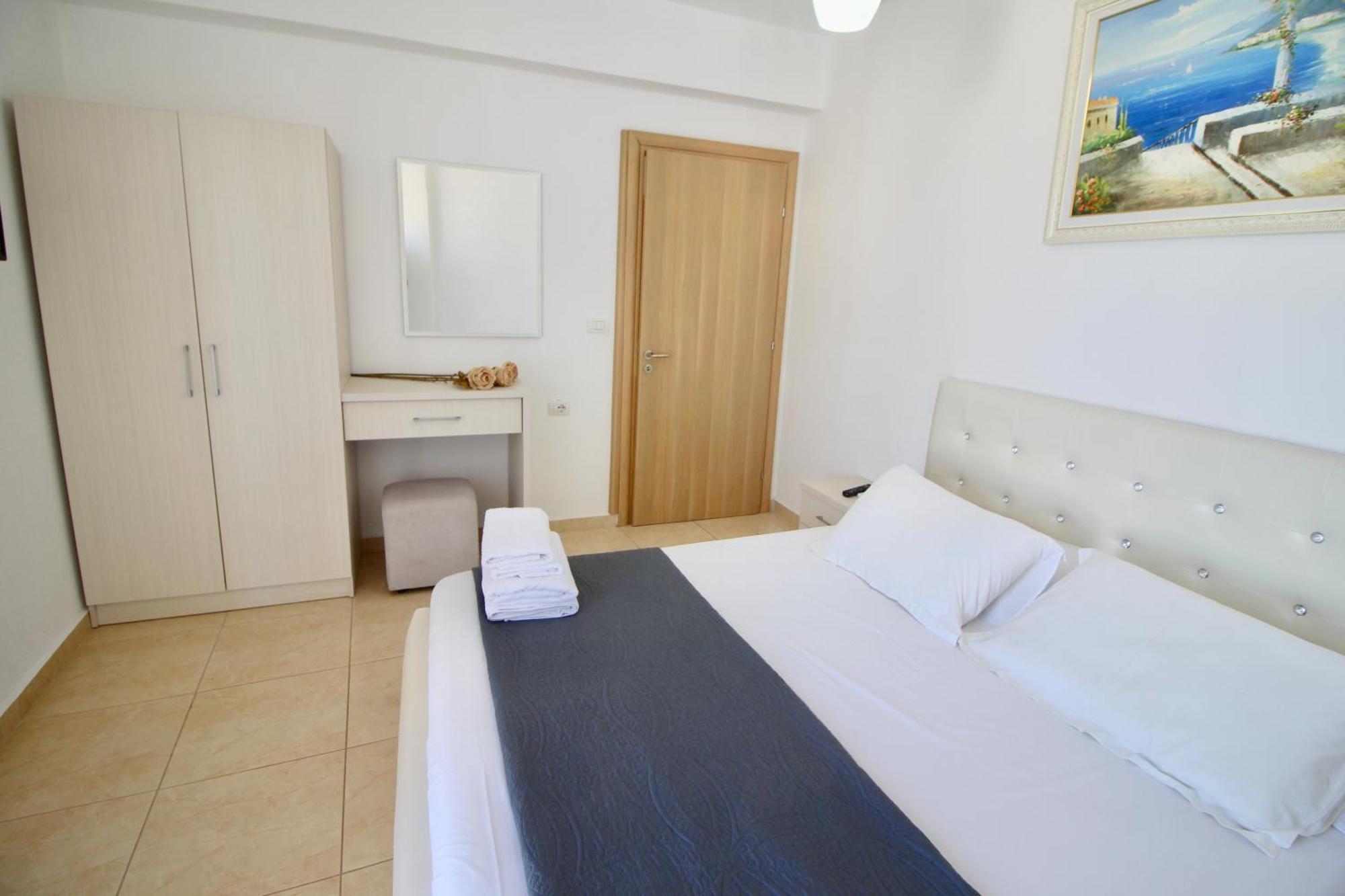 Ar Apartament Saranda